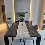Apartament Stylish Loft - Skyline View In Onix
