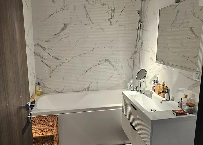 Stylish Loft - Skyline City View In Onix Residence