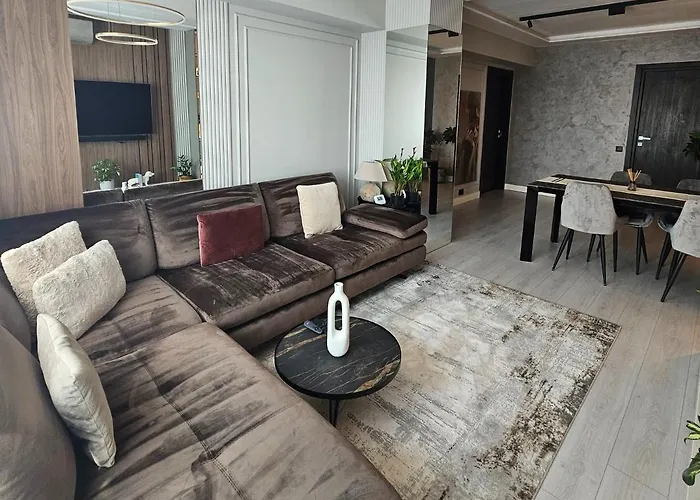 Stylish Loft - Skyline View In Onix * ブカレスト