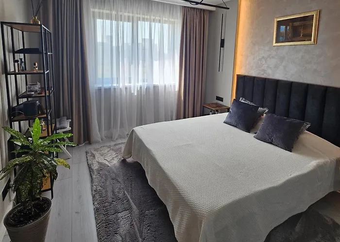 Stylish Loft - Skyline View In Onix Boekarest