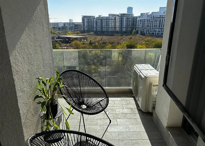 Stylish Loft - Skyline View In Onix * ブカレスト